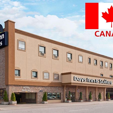 Days Inn & Suites By Wyndham Sault Ste. Marie On Exteriér fotografie