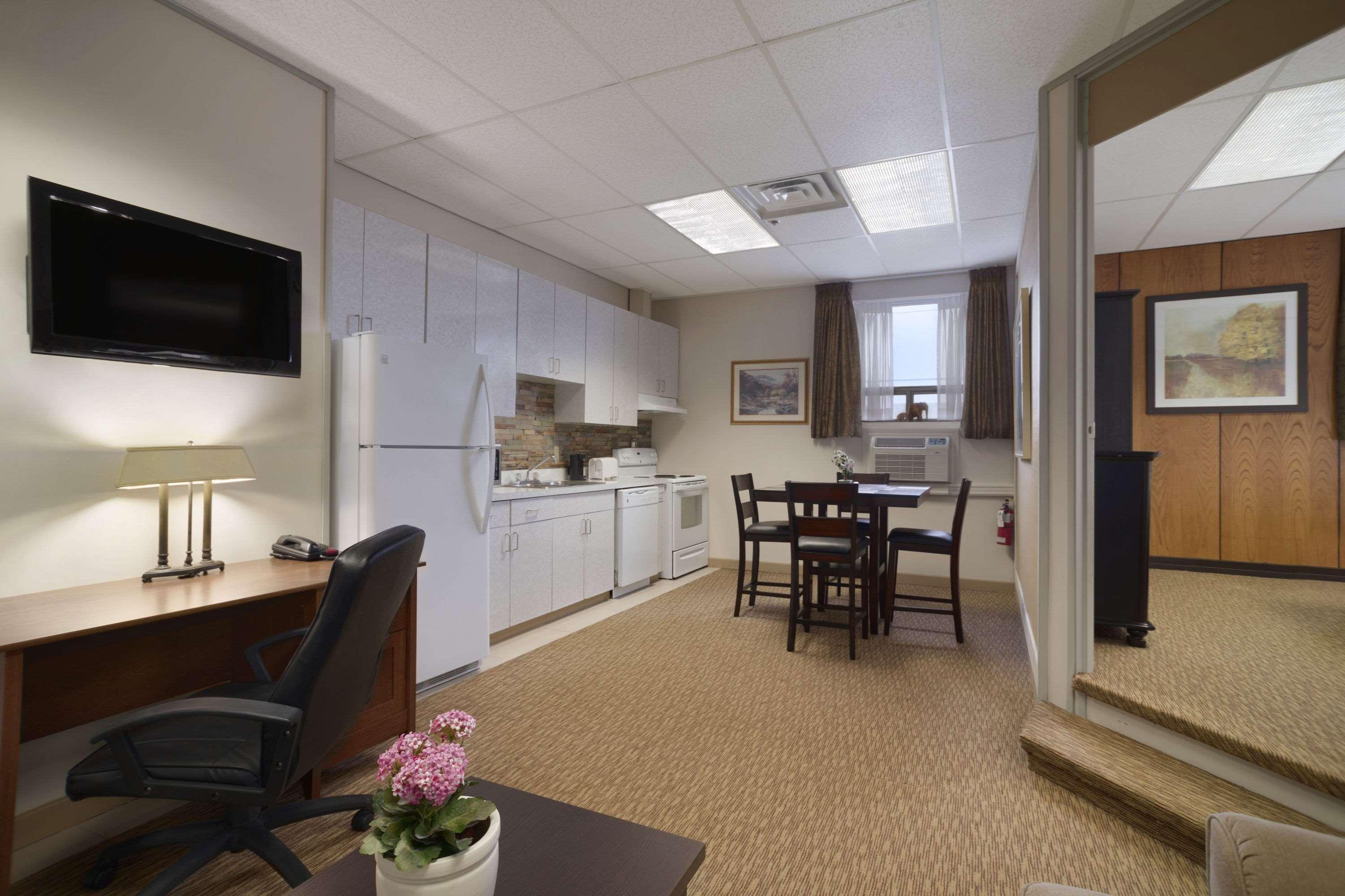 Days Inn & Suites By Wyndham Sault Ste. Marie On Exteriér fotografie