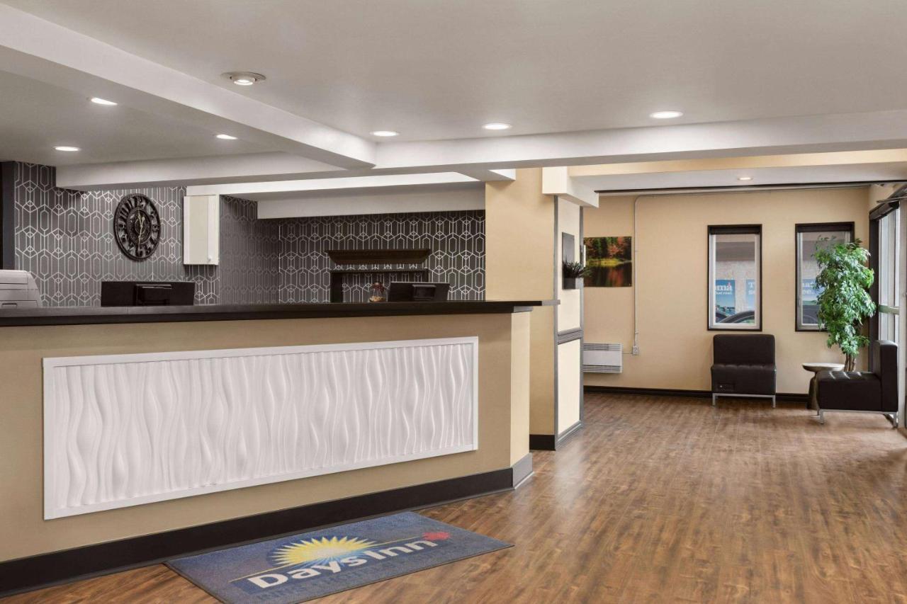 Days Inn & Suites By Wyndham Sault Ste. Marie On Exteriér fotografie