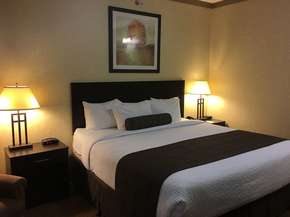 Days Inn & Suites By Wyndham Sault Ste. Marie On Exteriér fotografie